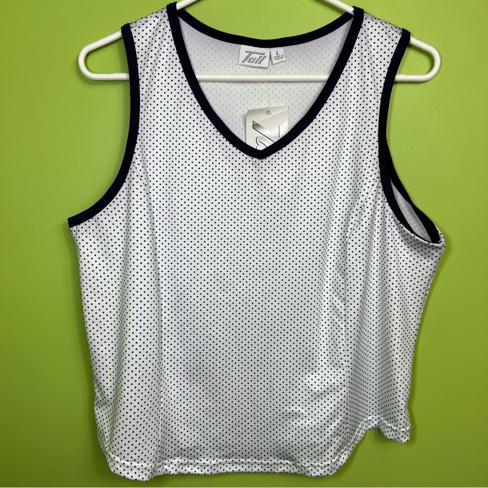 Tail polka dot tank size L NWT